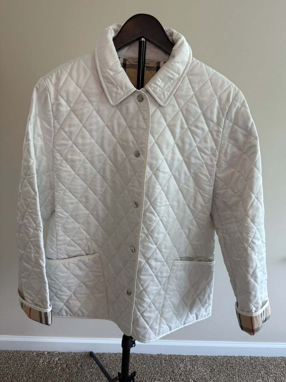 Burberry Quilted Cream Jacket with Signature Check Trim
